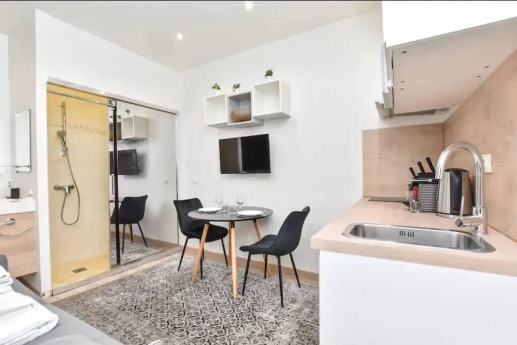 Studio Special Jo - Pigalle - Montmartre - Republique - 2 Pers Apartment Paris Ngoại thất bức ảnh